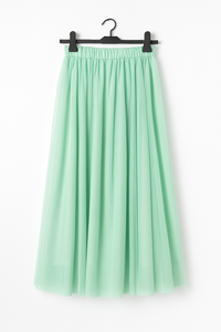 Tilla svāki - Sapņaini. Viegluma pilni. Sievišķībai katrā solī