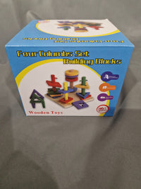 Krāsaini koka klucīši no dabīga materiāla