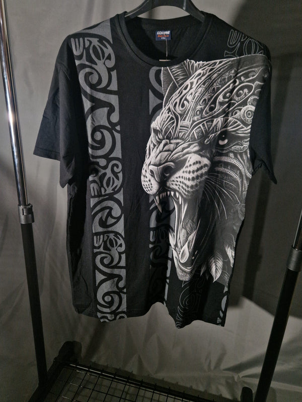 Vīriešu T-krekls ar drosmīgu tīģera apdruku